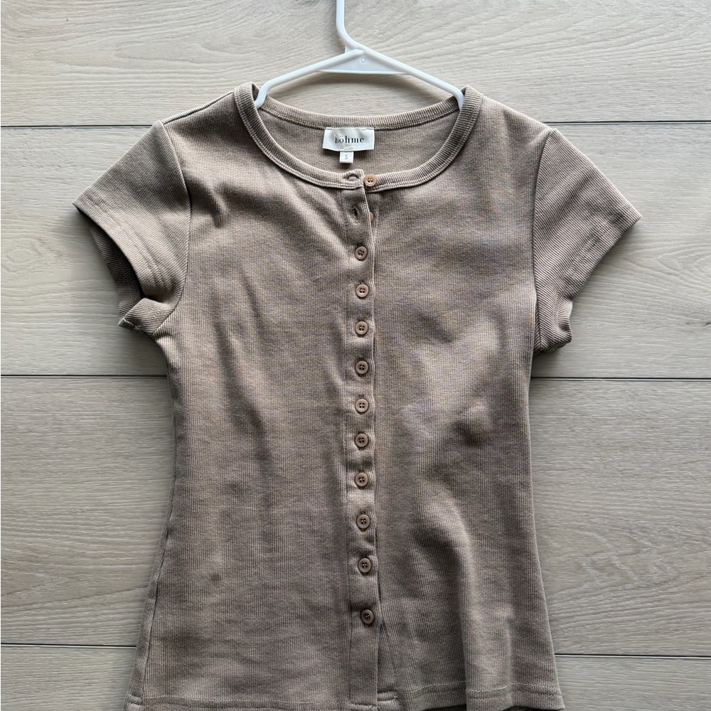 bohme Short Sleeve Button-Front Tee in Taupe